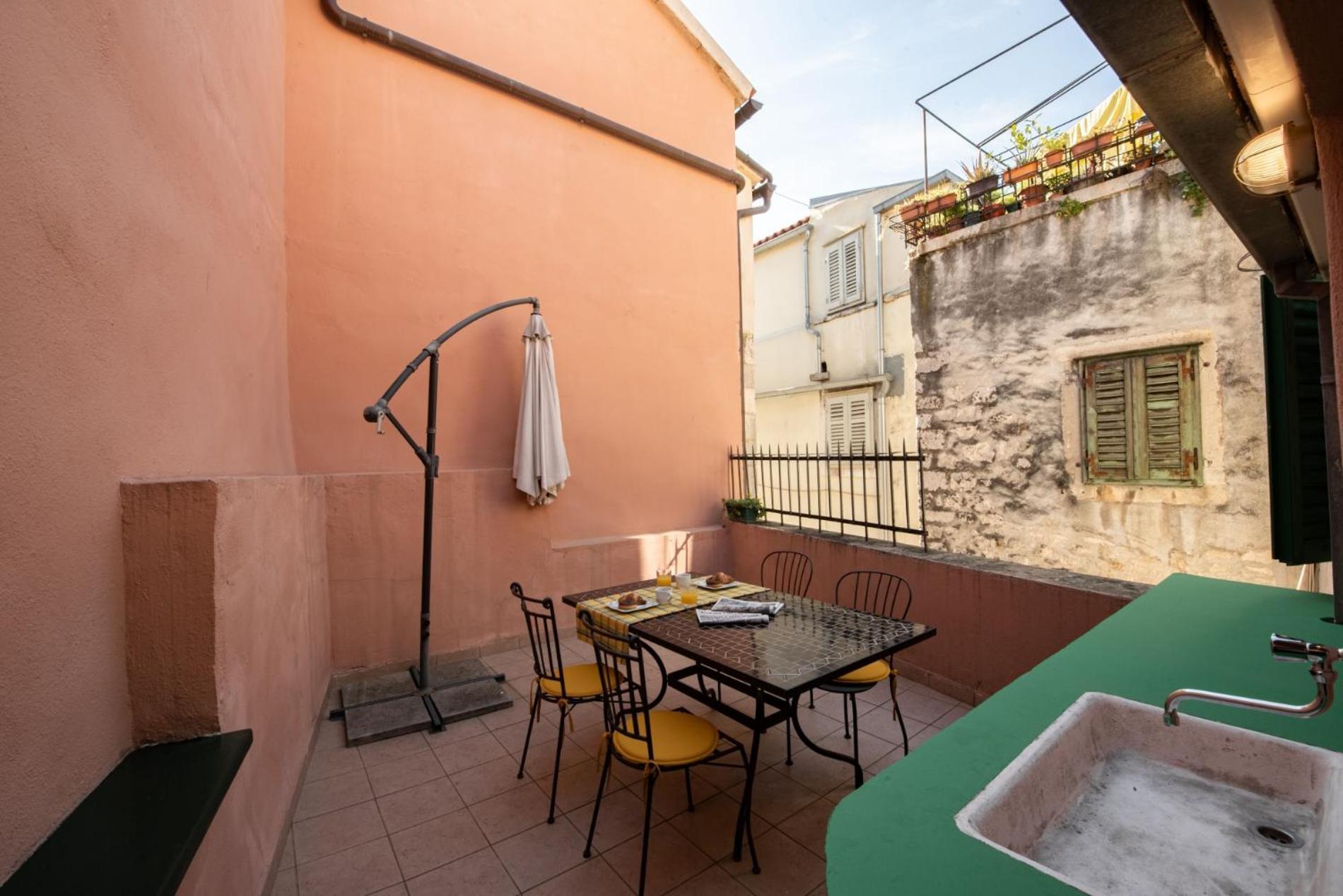 Duplex With Terrace In The City Centar 스플리트 외부 사진