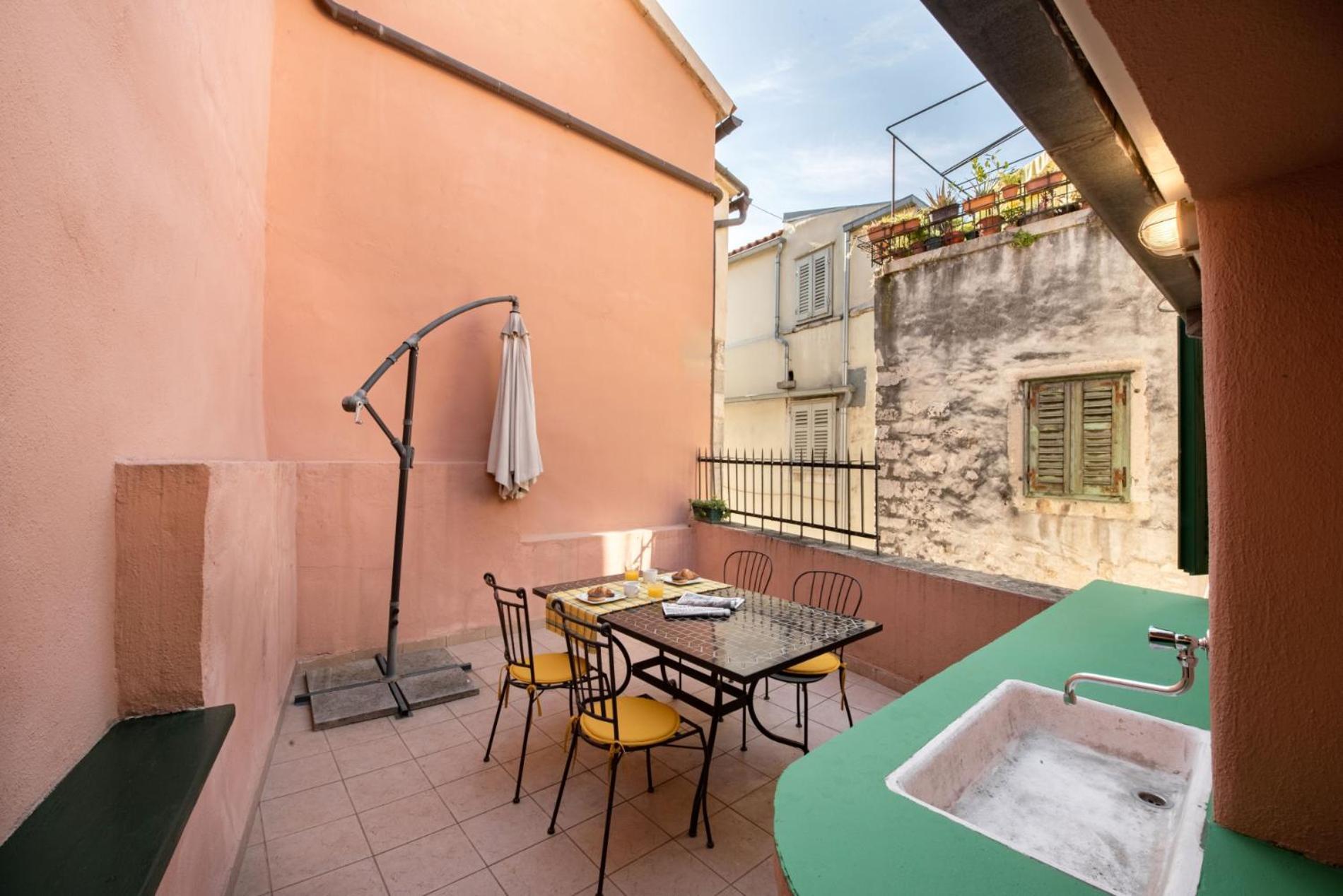 Duplex With Terrace In The City Centar 스플리트 외부 사진